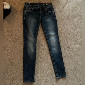 Women’s Miss Me, skinny jean pants.